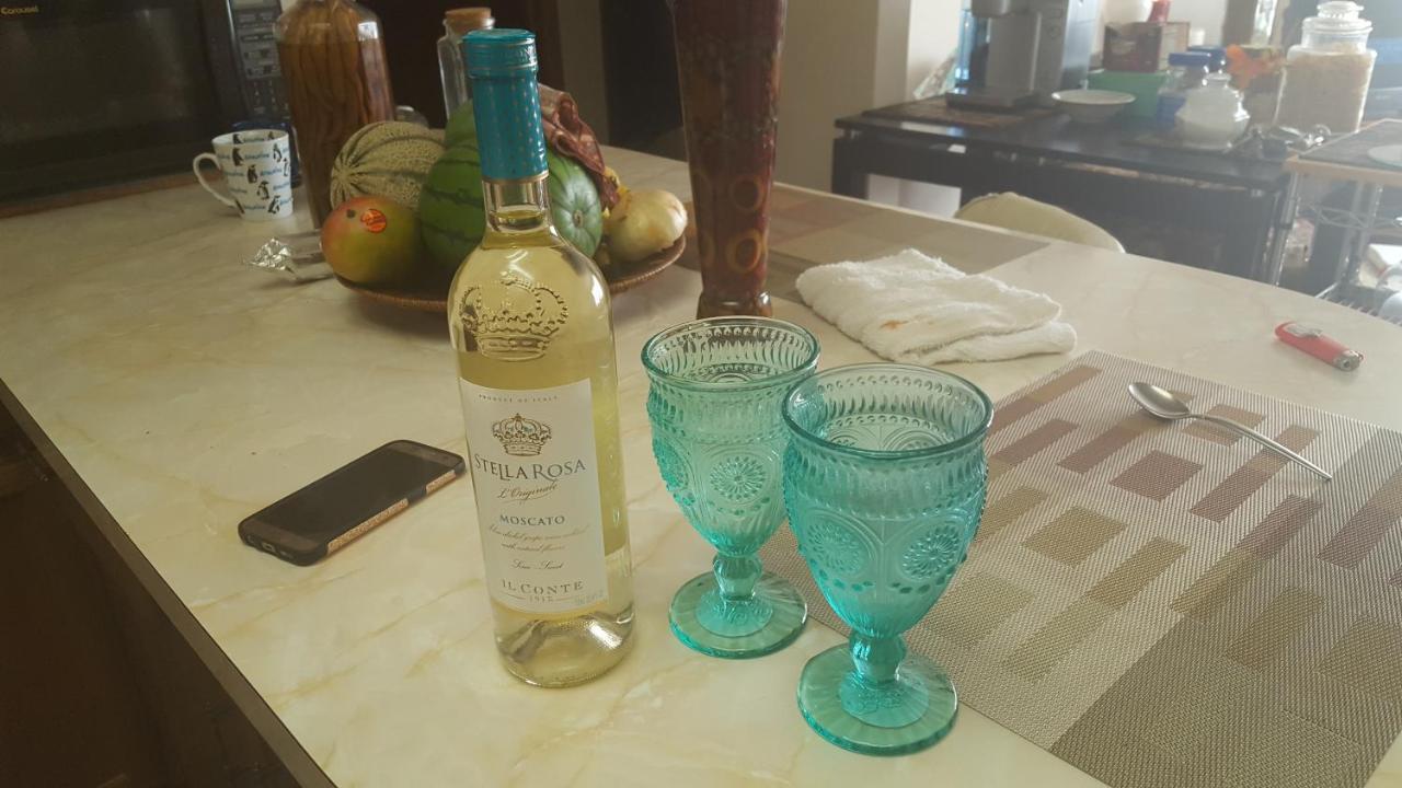 Chaudhry Holiday House Монтего Бей Екстериор снимка